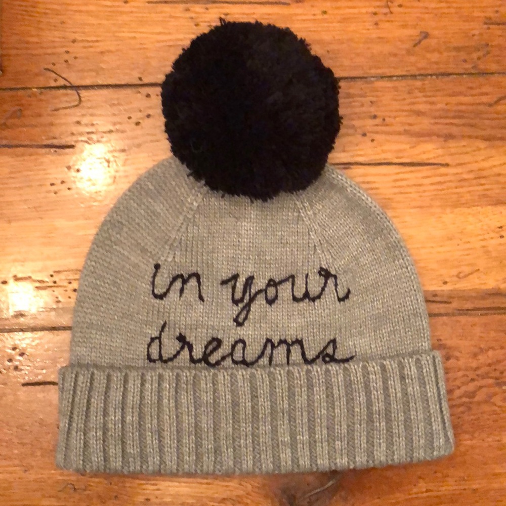 NWT - Kate Spade Pom Pom Beanie